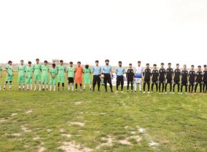 a picture of teams at this tornement 