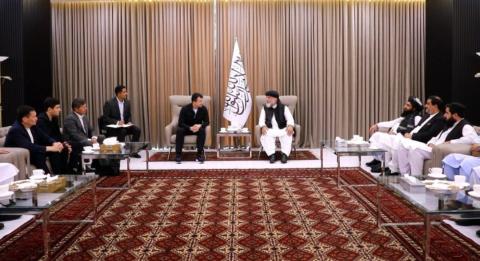 300 Uzbek Business Leaders meeting with afghan government officials  