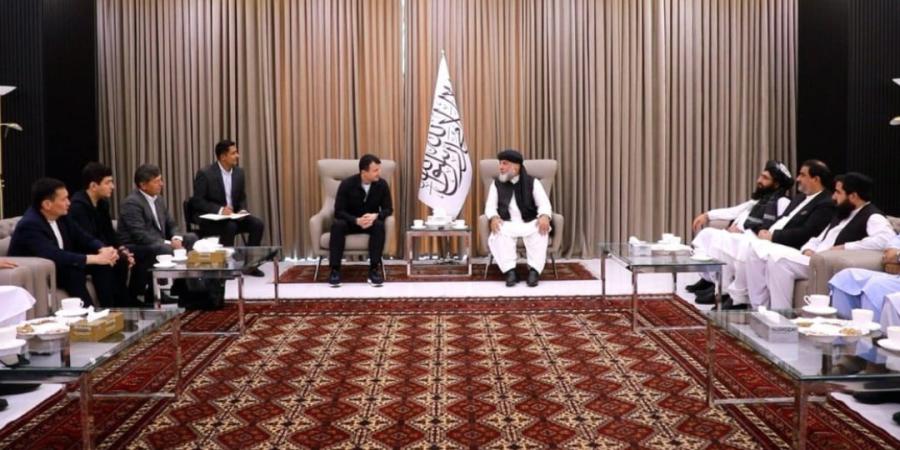 300 Uzbek Business Leaders meeting with afghan government officials