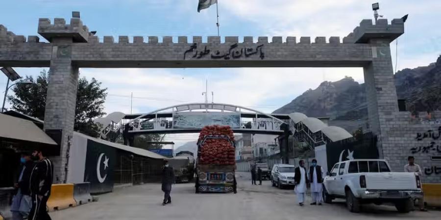 تصویر دروازه تورخم 